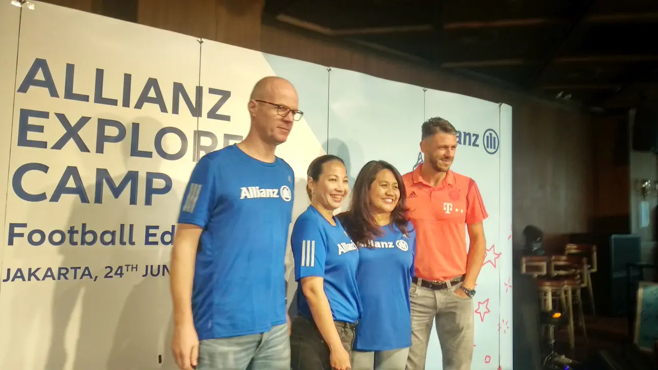 Allianz Indonesia akan mengirimkan 8 orang remaja terpilih untuk mengikuti program Allianz Explorer Camp yang bakal berlangsung di Singapura dan Munich.