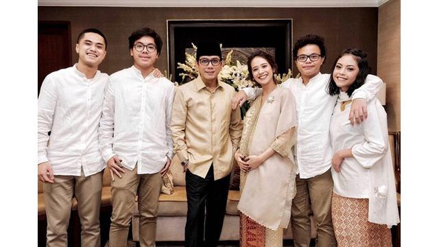 7 Momen Spesial Tasyakuran Tujuh Bulanan Gista Putri, Hangat dan Khusyuk