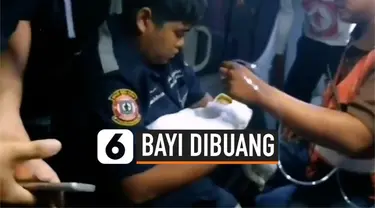 Seorang pria menemukan bayi perempuan baru lahir di dalam tempat sampah terbungkus kardus. Diduga bayi tersebut berusia satu minggu.