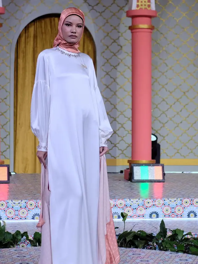 Koleksi Raya Simplicity dari Nina Nugroho. (Foto: Dok. Tim Nina Nugroho)