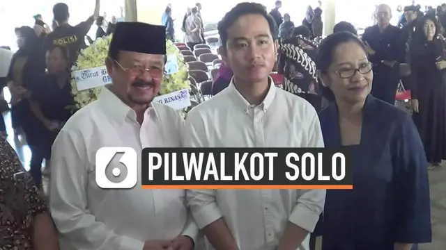 Gibran Rakabuming bertemu dengan Wakil Wali Kota Surakarta Achmad Purnomo. Kebetulan mereka bertemu saat melayat GKR Galuh Kencana, keluarga Keraton Kasunanan Surakarta.