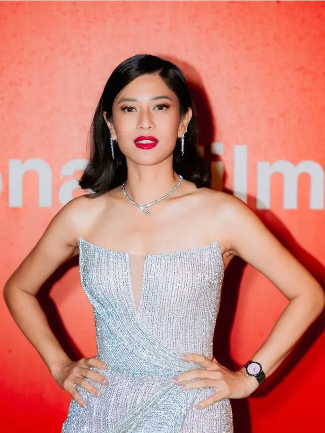 Dian Sastrowardoyo di Busan International Film Festival. [@armanfbian]