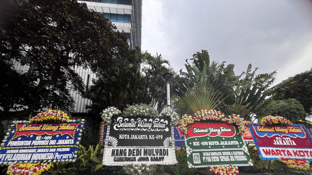 Respons Pemprov DKI soal Karangan Bunga Hitam Putih Dedi Mulyadi
