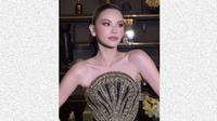 Penampilan Alyssa Daguise di after party pernikahan. (sumber: Instagram/ichanaahair)