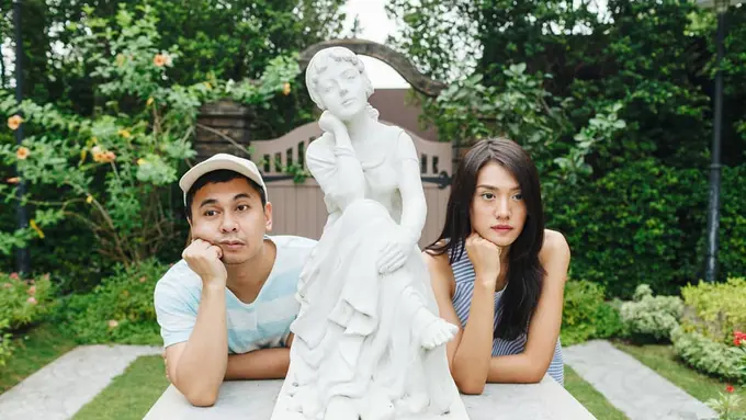 [Bintang] Raditya Dika dan Anissa Aziza