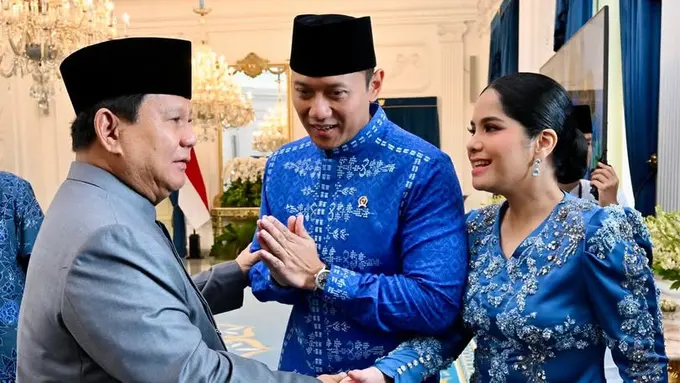 Gaya Busana Istri Pejabat saat Lebaran yang Mencuri Perhatian