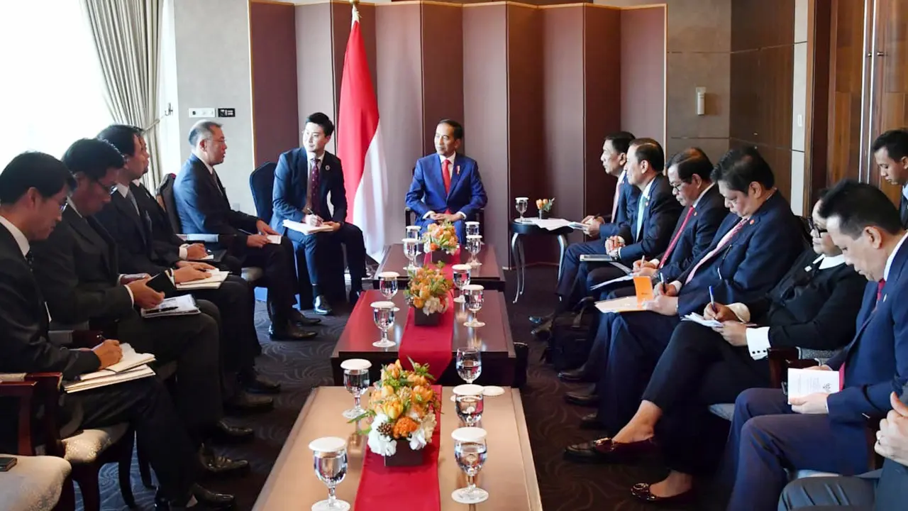 Jokowi Temui 4 Bos Perusahaan di Korea Selatan