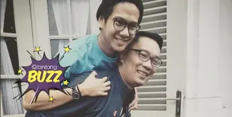 Lucu maksimal, sederet caption Ridwan Kamil bareng seleb Indonesia bikin ngakak.