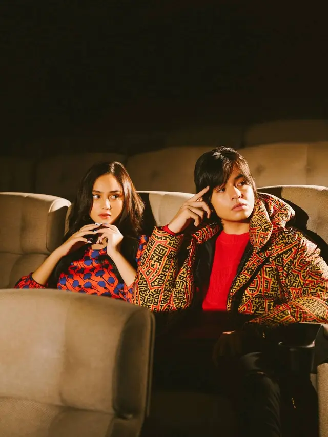 Adu Akting Bareng, Ini 7 Pemotretan Terbaru Angga Yunanda dan Syifa Hadju