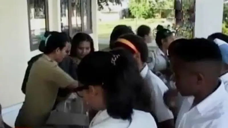 VIDEO: Sebelum UN, Siswa SMA di Merauke Sarapan Bersama 