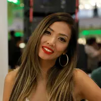 Sebelum lebaran, Shanty mengeluarkan single. Itu dilakukan Shanty lantaran ingin kembali menekuni kariernya di Indonesia kembali. Kini, ia terlibat dalam film musikal 'Ini Kisah Tiga Dara'. (Galih W. Satria/Bintang.com)