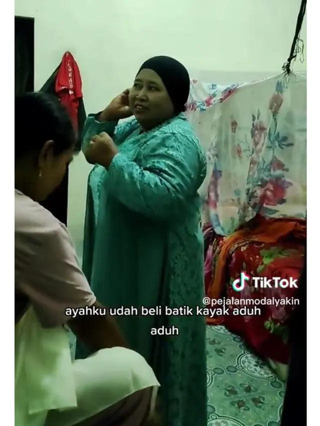 Mahasiswa Ini Curhat Beban Lulus Kuliah, Sang Ibu Sudah Beli Baju Pendamping Wisuda