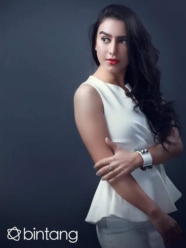 [Bintang] Irish Bella