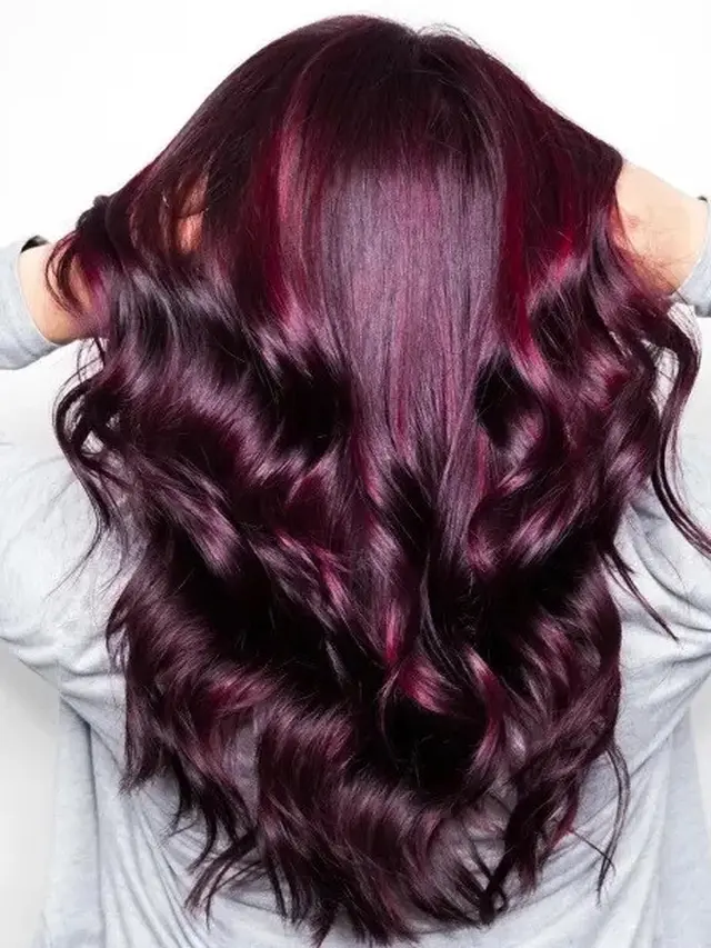 Warna Rambut Burgundy