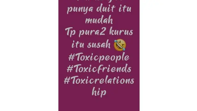 6 Status WhatsApp Emak-Emak Kelewat Gaul Ini Bikin Geleng Kepala