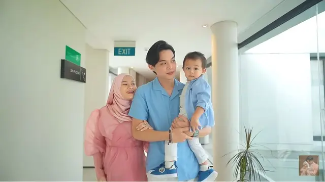 6 Potret Kejutan Gender Reveal Anak Kedua Dinda Hauw dan Rey Mbayang, Sederhana