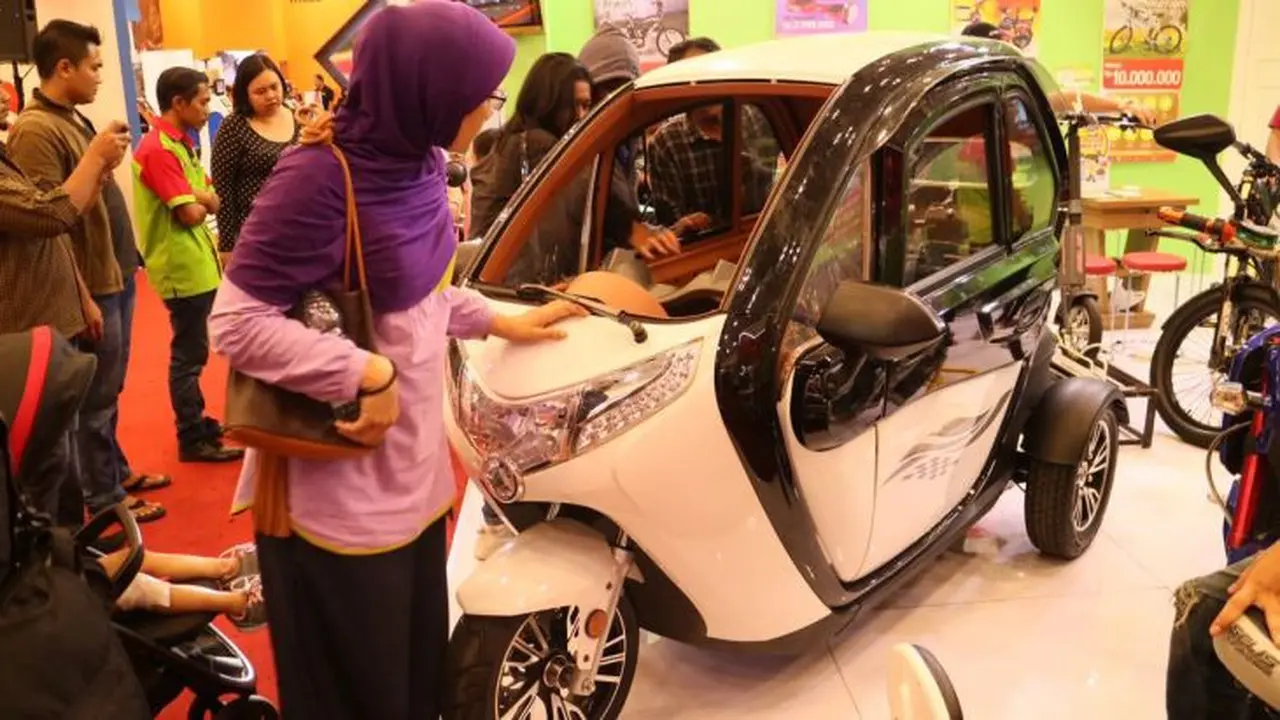 Motor Roda Tiga