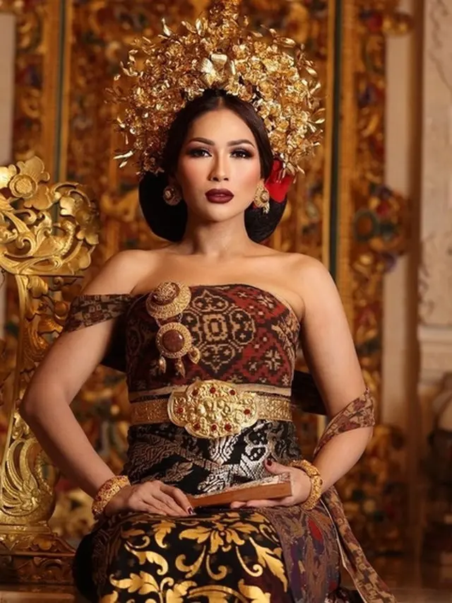 5 Potret Cantik Artis Kenakan Pakaian Adat Bali, Bak Putri Kerajaan