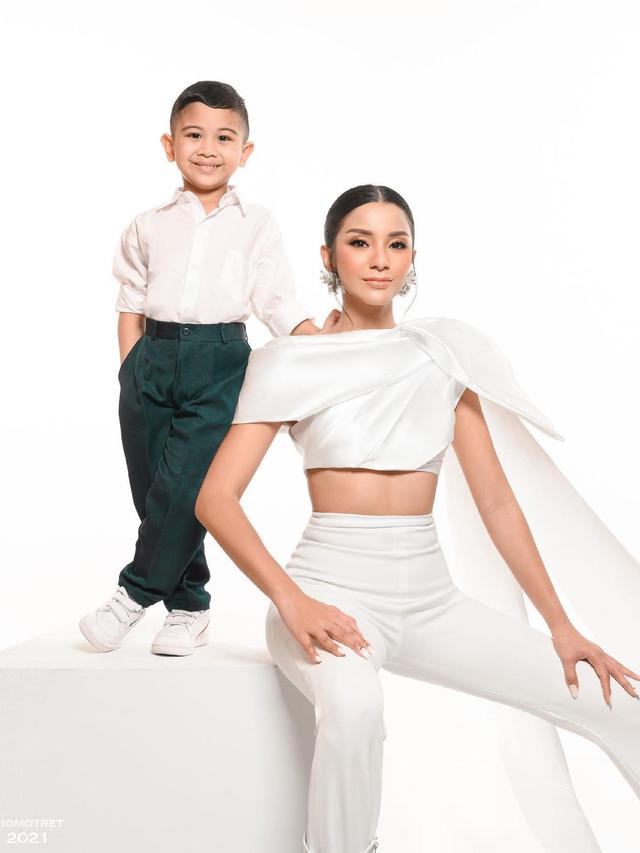 Kirana Larasati dan Kyo (RioMotret/ https://www.instagram.com/p/CQkc_VHsEFR/)