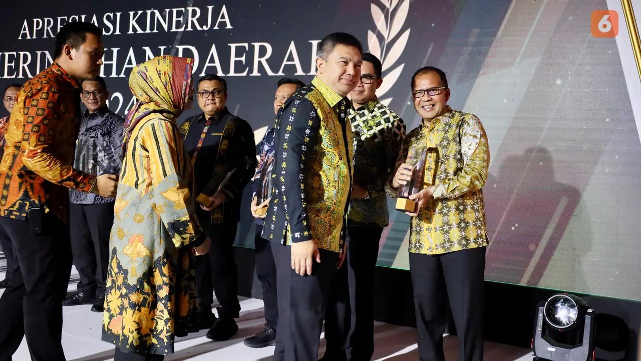 Makassar raih penghargaan dari Kemendagri (Liputan6.com/Fauzan)