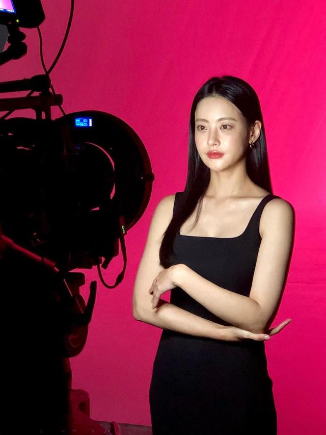 Dituduh Jadi Selingkuhan Ahn Jae Hyun, Ini 6 Potret Aktris Oh Yeon Seo yang Memesona