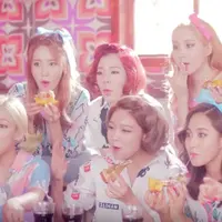 SNSD (via Soompi.com)