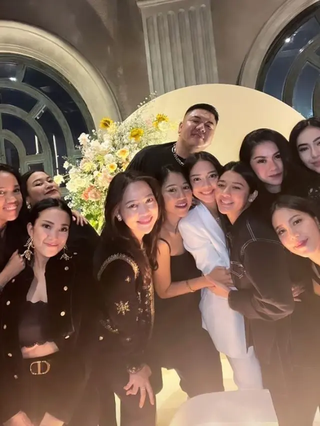 7 Potret Ririn Dwi Ariyanti Rayakan Ulang Tahun, Seru Bersama Sahabat