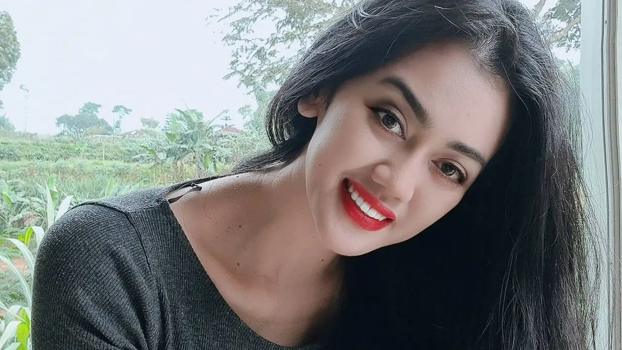 Nia Anggia, Adik Mendiang Julia Perez Positif Covid-19