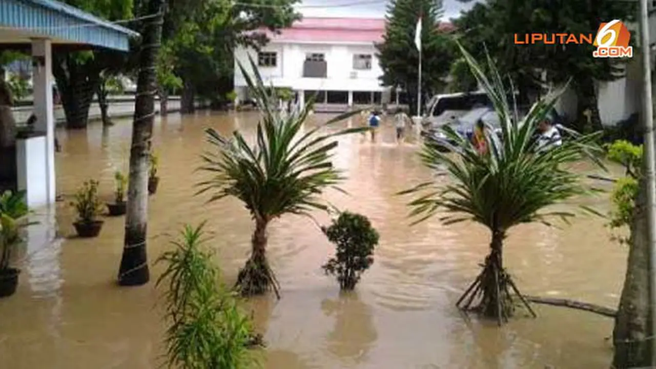 banjirrr-manado-140115c.jpg