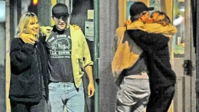 [Bintang] Suki Waterhouse - Robert Pattinson