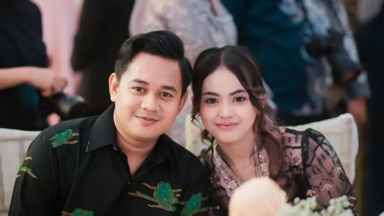 Potret Putri Isnari dan Abdul Aziz Sang Suami (instagram story/putriisnari3).