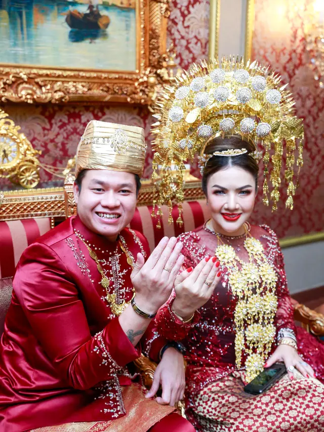 Barbie Kumalasari dan Bagus Saputro