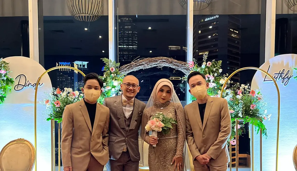 <p>Bukan hanya saat traveling, saat menghadiri pesta, Ruben dan Onyo juga menggemari tampilan matching. (Foto: Instagram @ruben_onsu)</p>