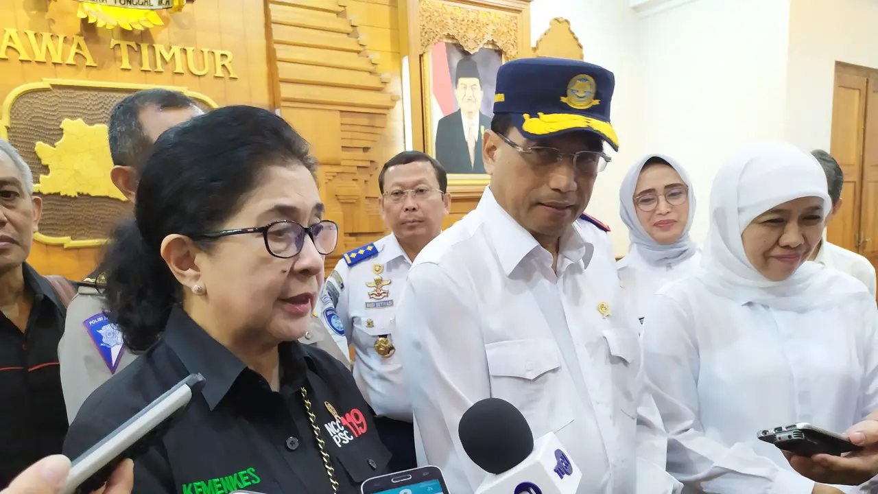 Kementerian Perhubungan, Kementerian Sosial, Polri, dan Pemerintah Provinsi Jawa Timur menggelar Rakor Angkutan Lebarandi Gedung Negara Grahadi, Surabaya, Minggu (12/5/2019).