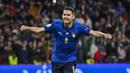 Salah satu gelandang Chelsea, Jorginho, adalah otak di balik penampilan sempurna Gli Azzurri saat pertandingan semifinal melawan Spanyol. Bagaimana tidak, tendangan penaltinya membuat Italia lolos ke final Piala Eropa 2020. (Foto: AP/Pool/Justin Tallis)