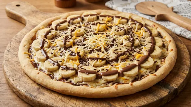 Resep pizza pisang keju