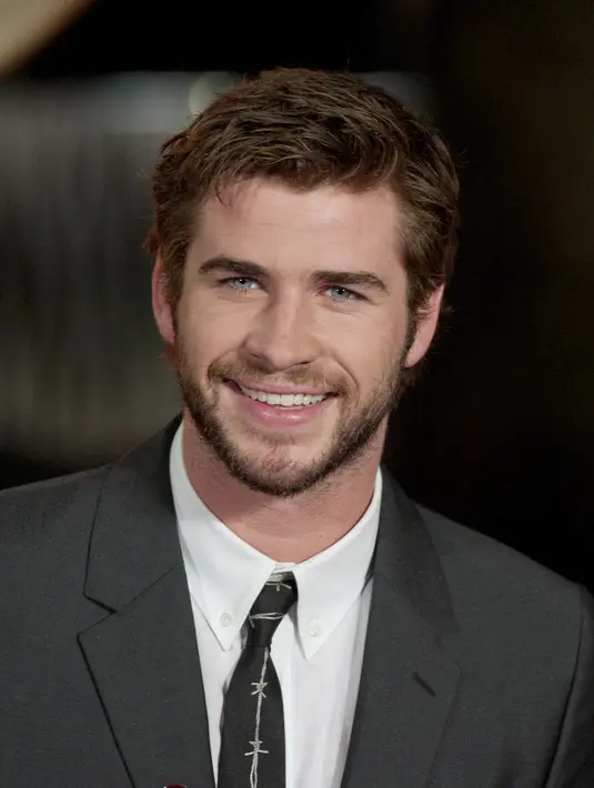 Keputusan mantan kekasih Miley Cyrus ini untuk membuat instagram disambut baik oleh para penggemarnya lantaran bisa merasakan lebih dekat dengan aktor kesayangan mereka. (Bintang/EPA)