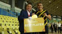 Kapten Timnas Malaysia U-19, Ahmad Aysar Hadi Mohd Shapri, sebelumnya dituduh mencuri umur oleh suporter Laos pada Piala AFF U-19 2022. (Facebook/FAM)