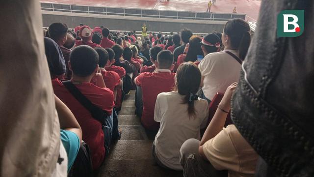 Penonton yang diduga tak bertiket berhasil masuk ke dalam SUGBK