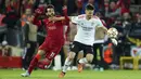 Skor imbang 3-3 ini tidak terlalu berdampak bagi Liverpool. Mereka menang 3-1 dalam duel leg pertama di kandang Benfica pekan lalu. Jadi, The Reds berhak melangkah ke semifinal dengan agregat 6-4. (AP/Jon Super)