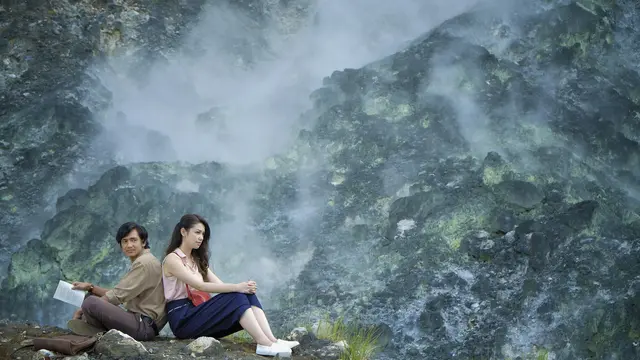 [Bintang] Velove Vexia & Adipati Dolken