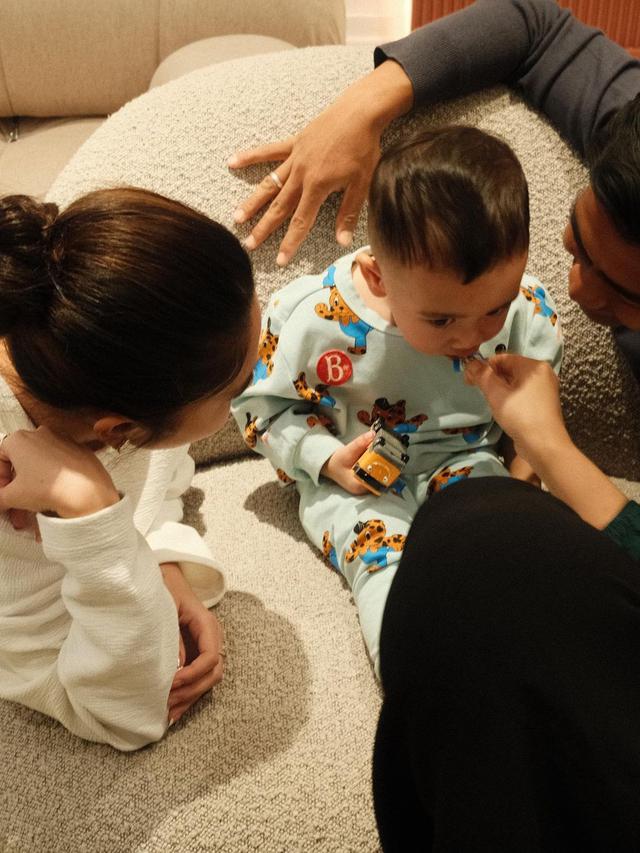 6 Potret Pratama Arhan dan Azizah Salsha Main ke Rumah Raffi Ahmad, Jenguk Cipung