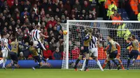 West Bromwich Albion vs Arsenal (Reuters/Ed Sykes)