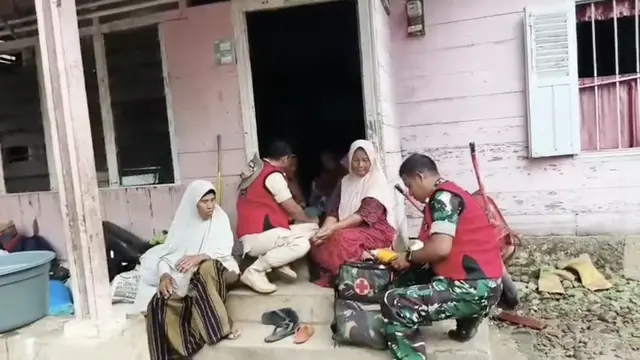 Layanan Kesehatan TNI di Sumbar