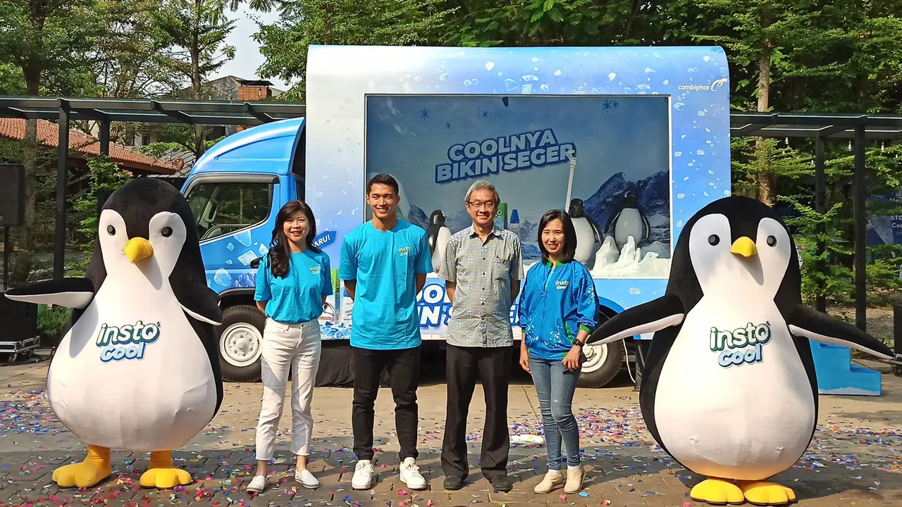 Peluncuran Insto Cool Talkshow with Insto Brand Representative & Brand Ambassador Insto Cool Jonatan Christie