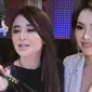 Dewi Perssik bersama Ririn Rinura