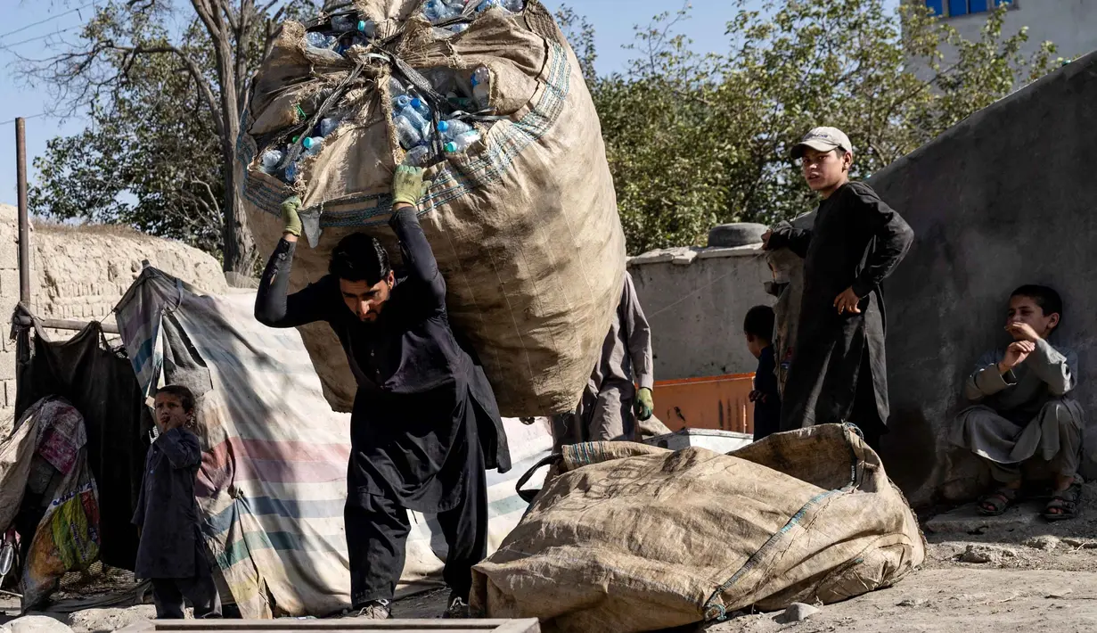 Perundingan plastik ini diperkirakan masih akan berlangsung alot, sebagaimana terjadi sebelumnya di Busan, Korea Selatan. (Wakil KOHSAR/AFP)