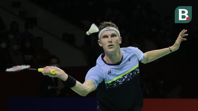 Foto: Anthony Ginting Gagal ke Final Daihatsu Indonesia Masters 2022 usai Ditaklukkan Permainan Nyaris Sempurna Viktor Axelsen