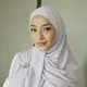 Kulit Tubuh Lebih Sensitif Setelah Berhijab, Nikita Willy Kini Fokus Perkuat Skin Barrier. [@claudyaachrp].