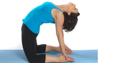 Rayakan Hari Yoga Internasional dengan 3 Pose yang Bisa ...